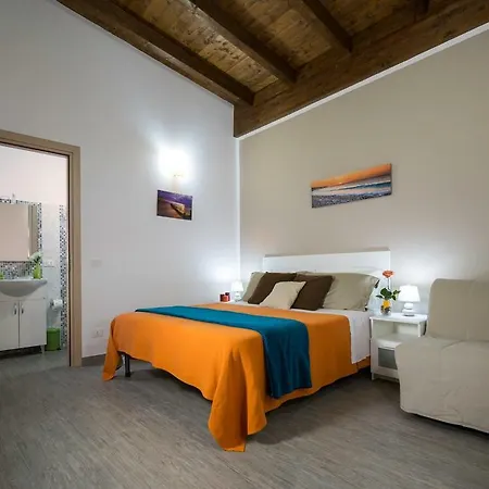 Arricàmpati Family Apartment&rooms Casa vacanze Carini