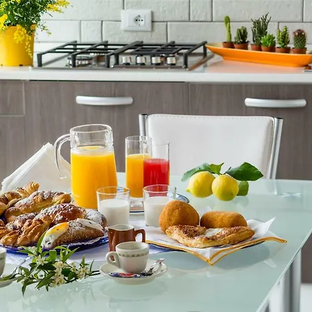 Casa vacanze Arricàmpati Family Apartment&rooms Carini